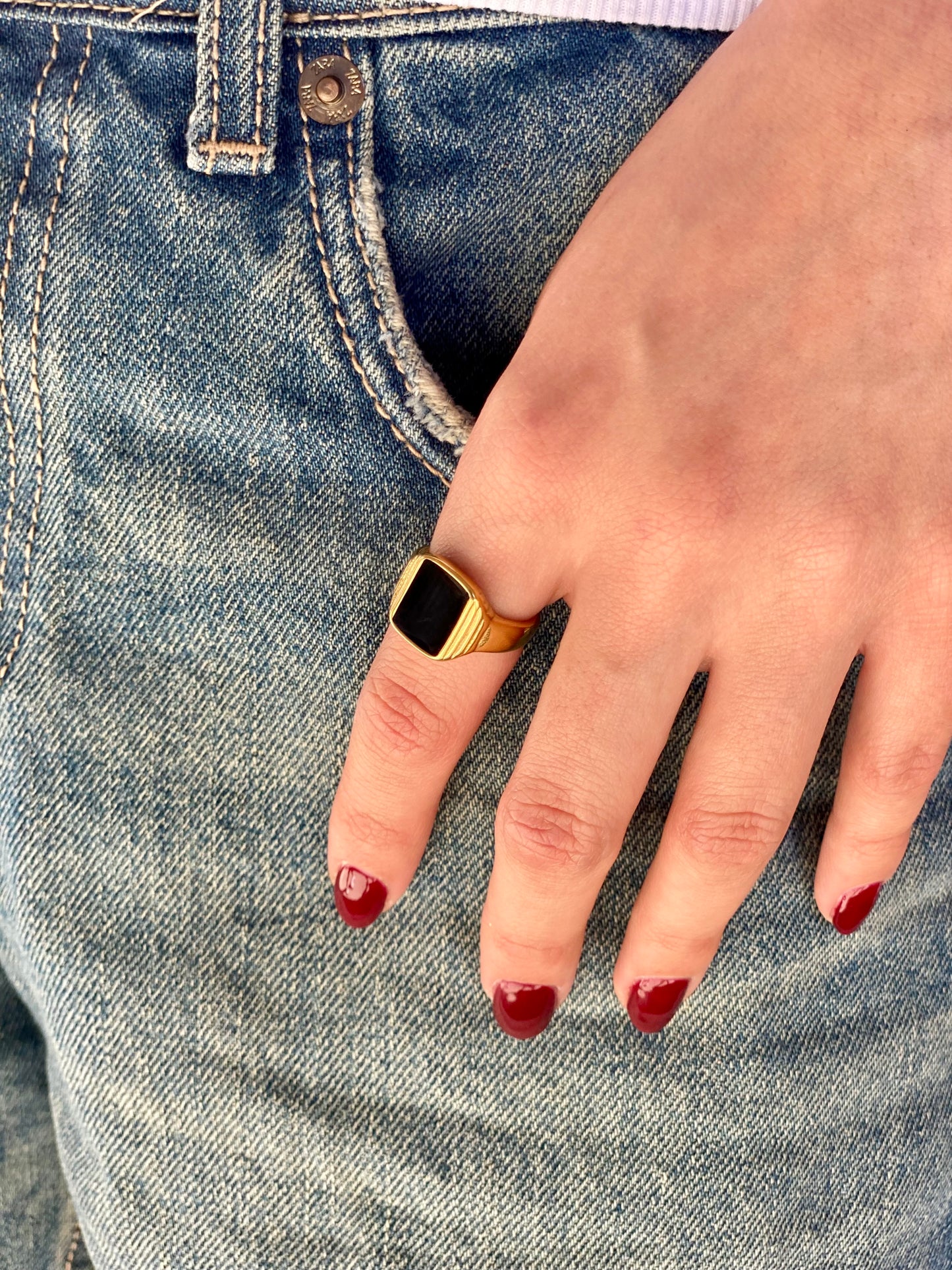 Jett Ring